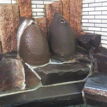 Nanasawa Onsen-kyo Kabutoyu-onsen Sansuiro hot water spout in indoor bath