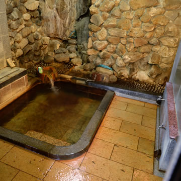 四万温泉河原の湯浴室