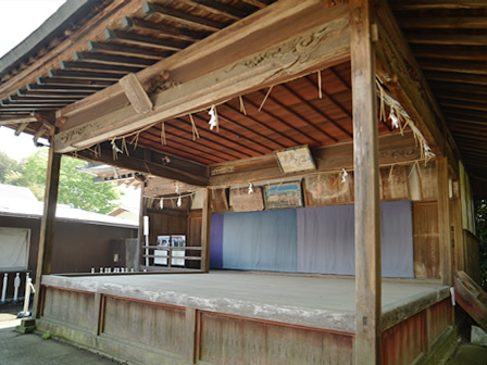 鷲宮神社神楽舞台