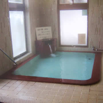 Echigo-yuzawa Onsen Yamanoyu bathtub