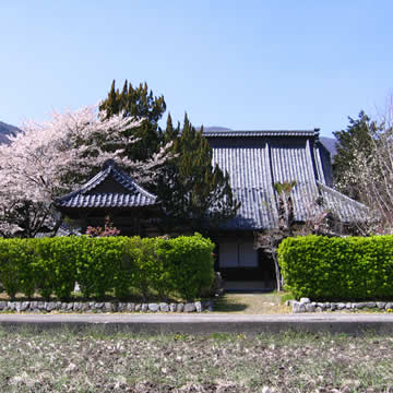 山梨韮崎大輪寺