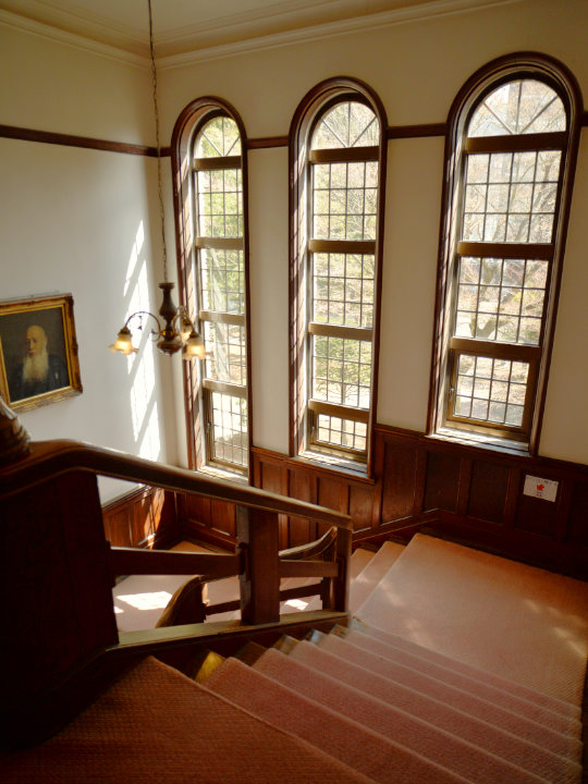 上諏訪温泉片倉館階段