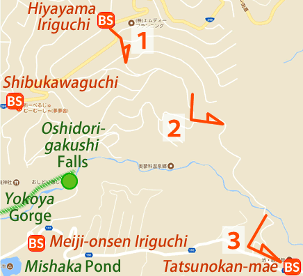 Map and bus stop of Oku-tateshina Onsen Shibu Gotenyu in Nagano Prefecture, Japan