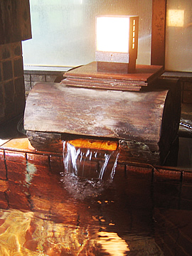 Meiji-onsen hot water spout