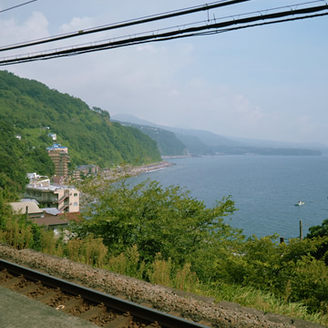 伊豆北川駅ホームからの眺め